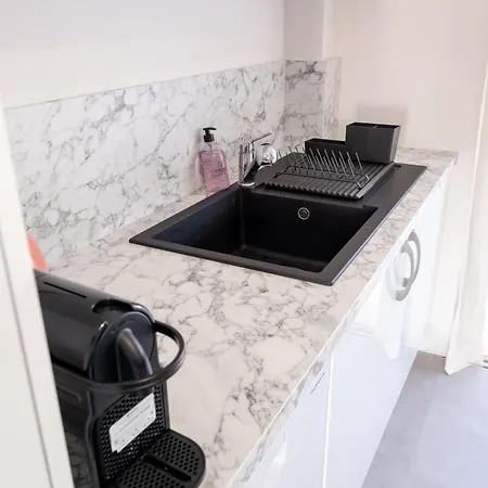 Appartement 3 Pieces Au Coeur Du Cros De Cagnes-sur-Mer